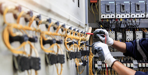 Professional Electrician technician working in Sheldon, TX